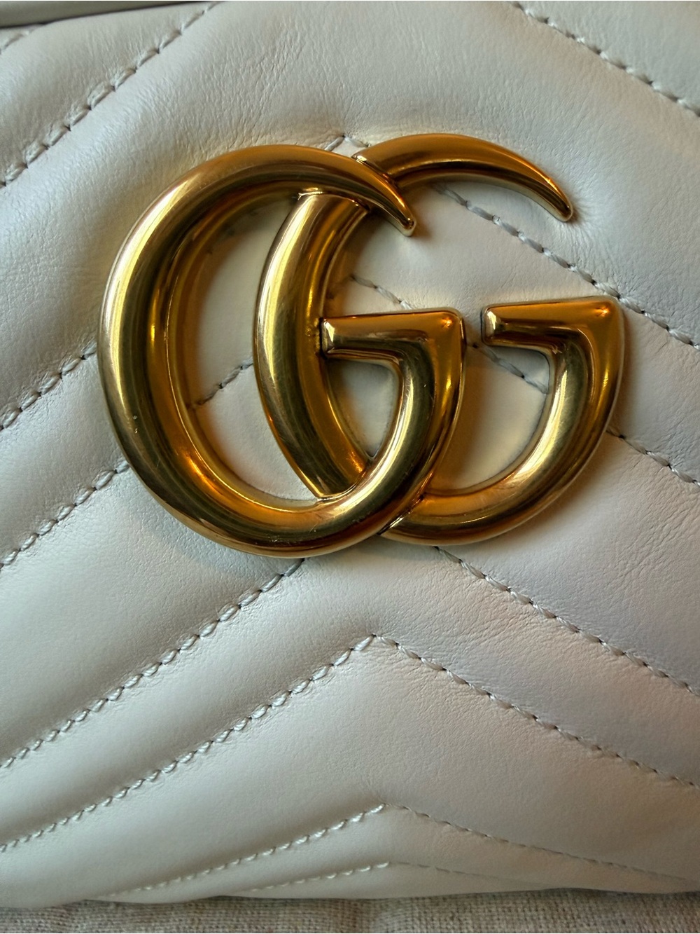🔥Like New Gucci GG Shoulder Bag Gray Camera Marmont Chevron Quilted 🔥 - Picture 10 of 17